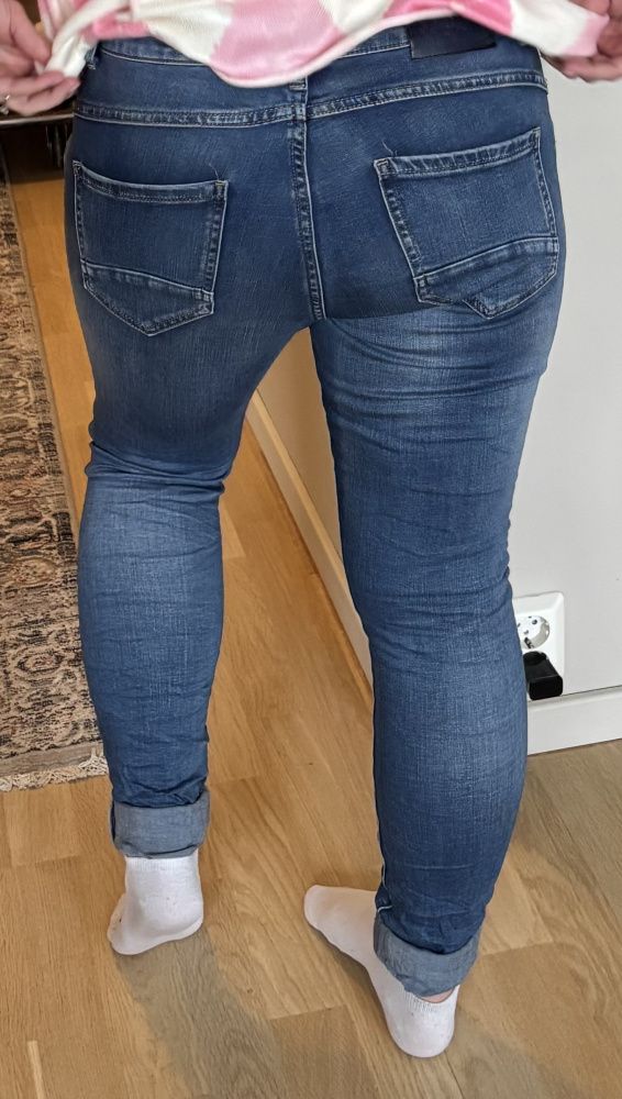 Toxik jeans