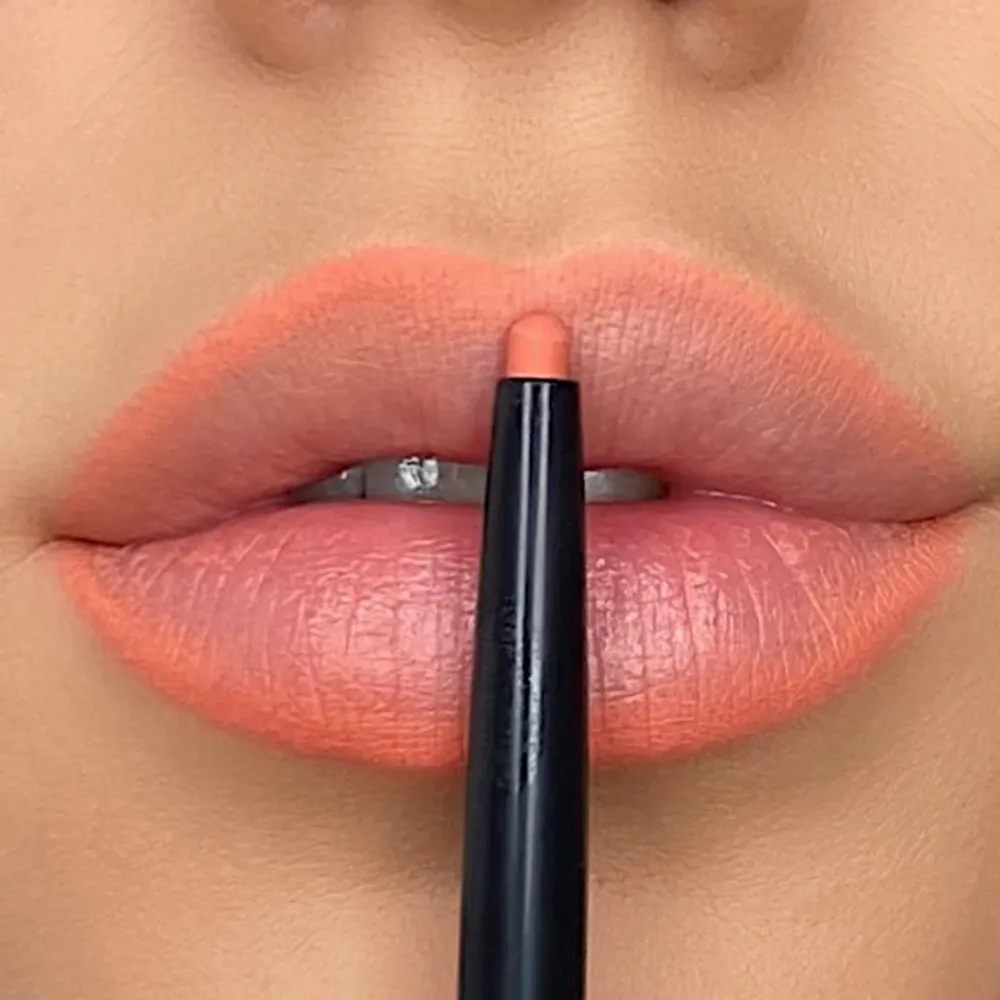 Long Lasting Lipliner